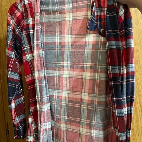 Top - Picture 1 of 1